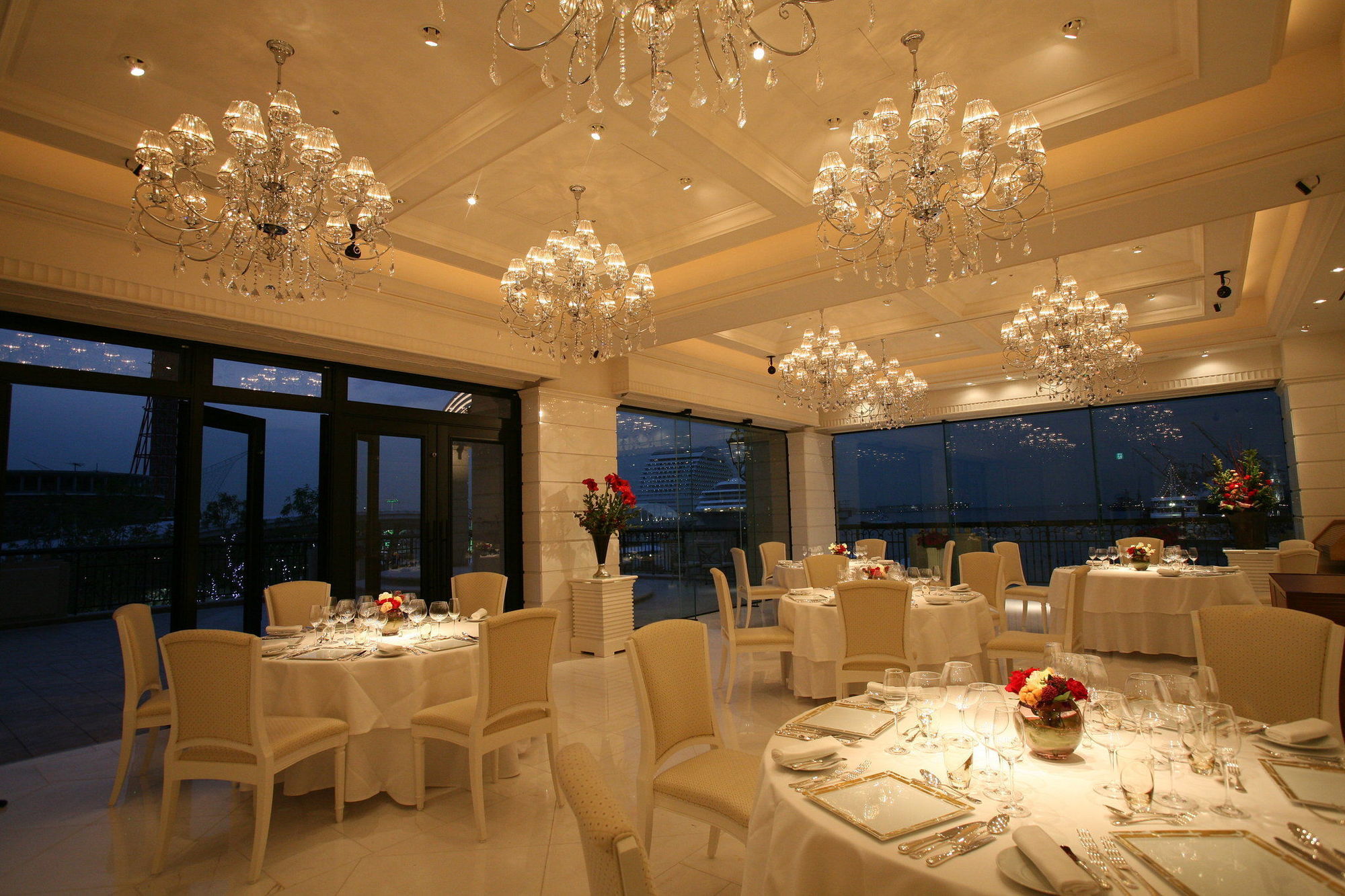 Hotel La Suite Kobe Harborland Restaurace fotografie